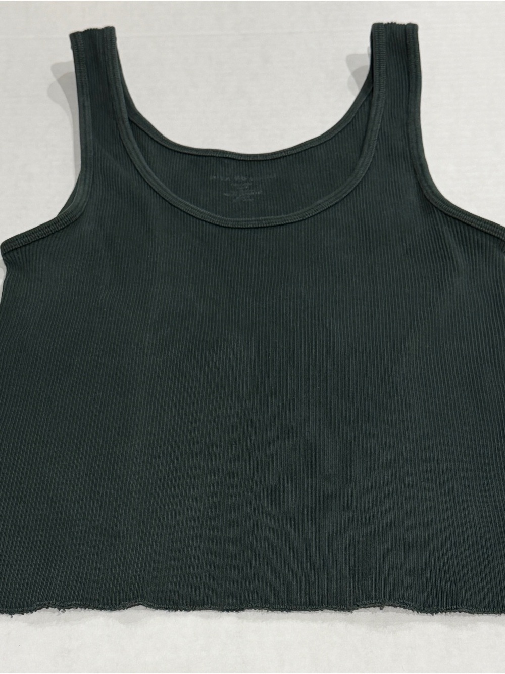Brandy Melville Dark Green Ribbed Cropped Tank Top